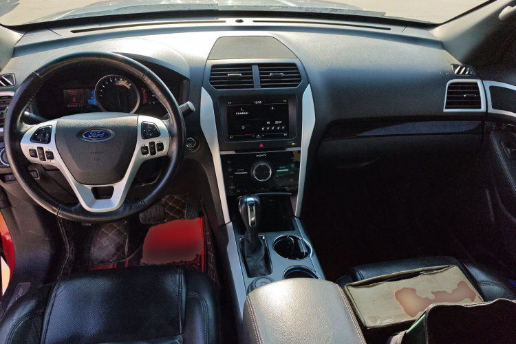 福特 探险者(进口) 2011款 3.5 Limited中控内饰12