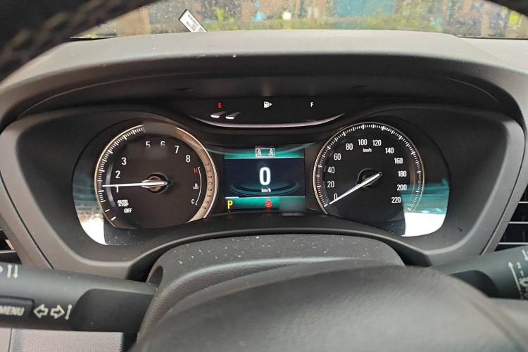 别克GL6 2019款 18T 6座互联尊贵型 国VI局部细节14