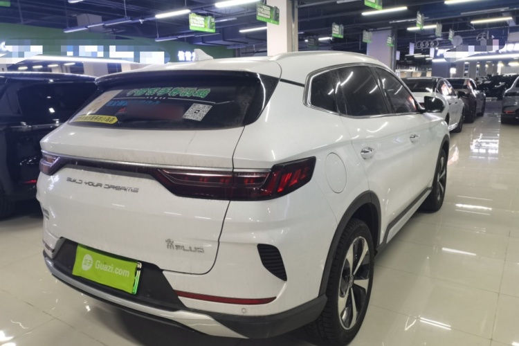 比亚迪 宋PLUS新能源 2021款 DM-i 51KM 尊荣型车身外观7