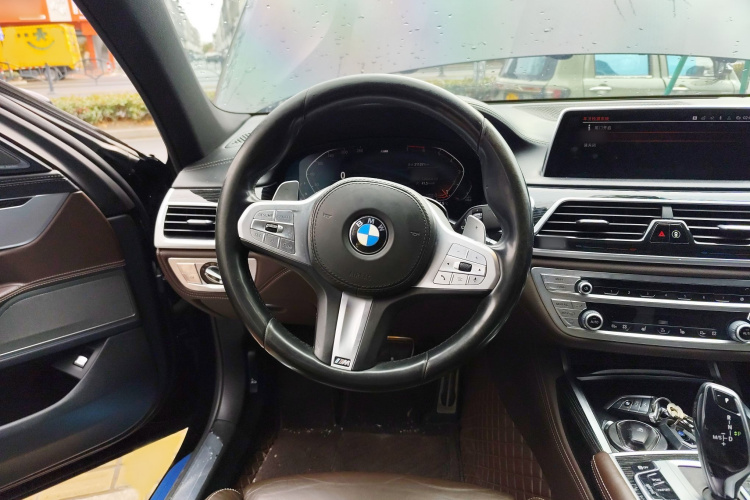 宝马7系 2019款 730Li M运动套装局部细节13