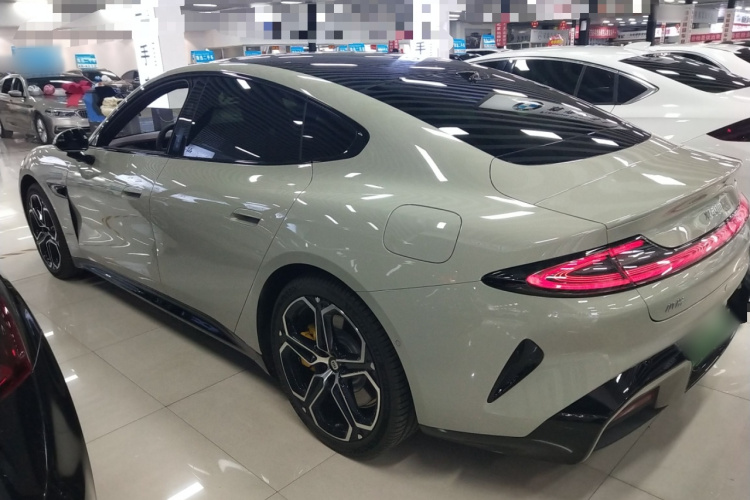 小米汽车 小米SU7 2024款 后驱长续航智驾版车身外观4