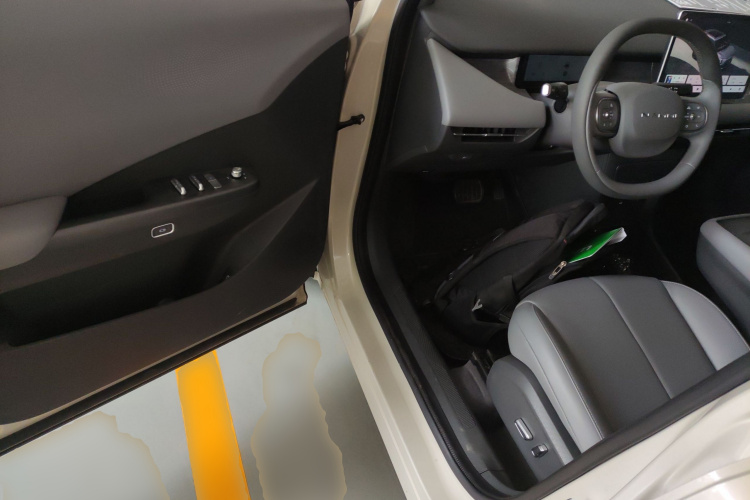 东风纳米 纳米06 2025款 471 Ultra中控内饰20