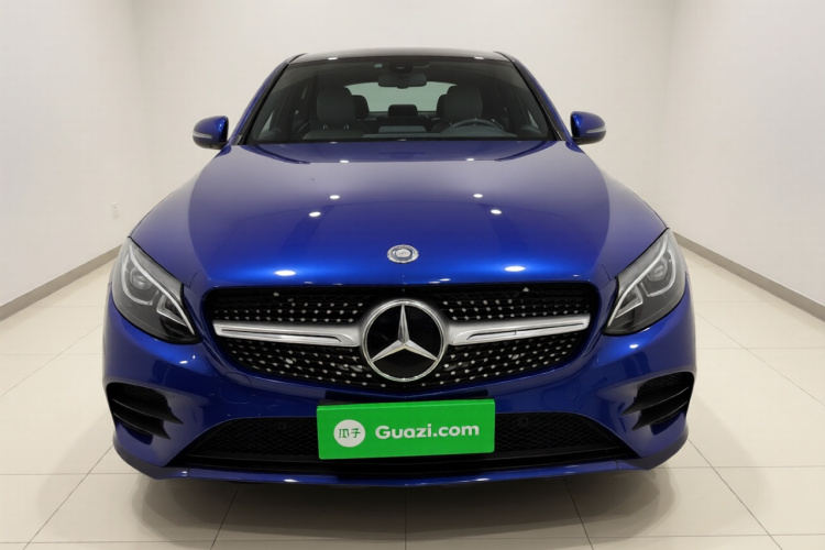 奔驰GLC轿跑 2017款 GLC 200 4MATIC 轿跑SUV车身外观2