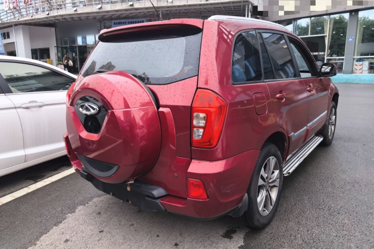 奇瑞 瑞虎3 2015款 1.6L 手动智尚纪念版车身外观7