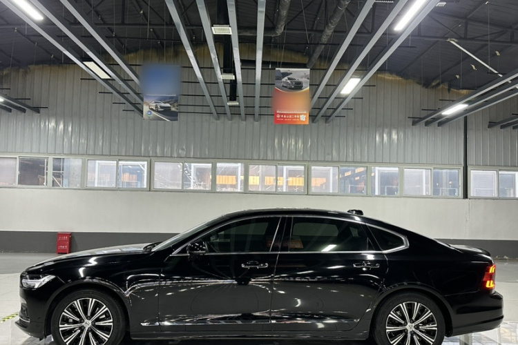 沃尔沃S90 2021款 B5 智远豪华版车身外观6006