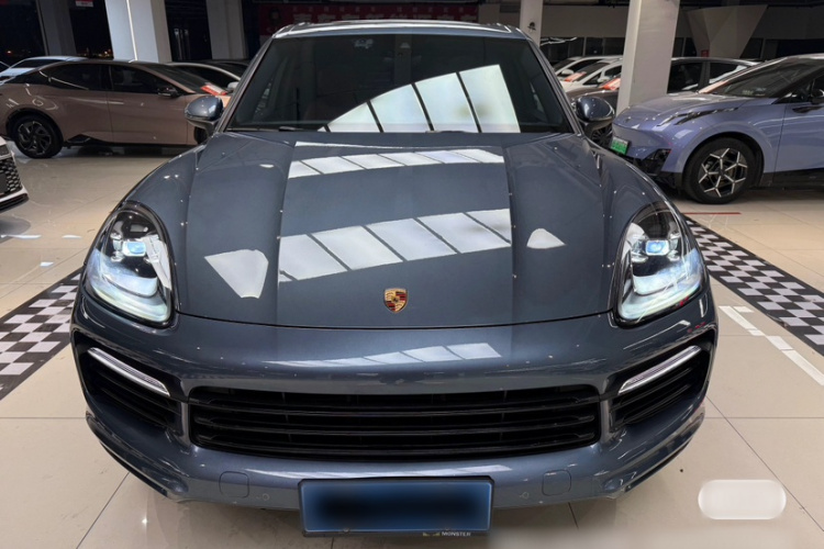 保时捷 2019款 Cayenne 3.0T车身外观6004