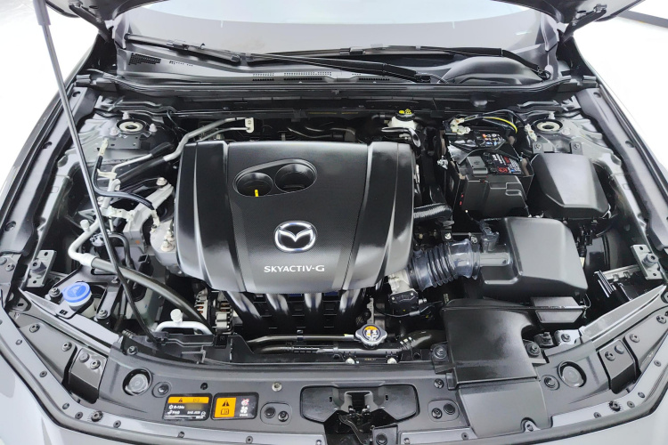 马自达3 昂克赛拉 2023款 2.0L 自动质耀版机舱底盘24