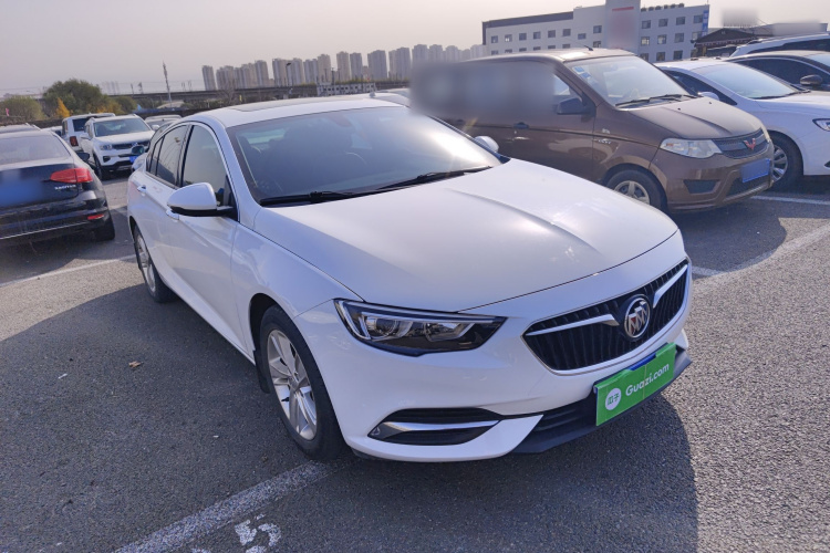 别克 君威 2019款 20T 精英型 国VI车身外观6002