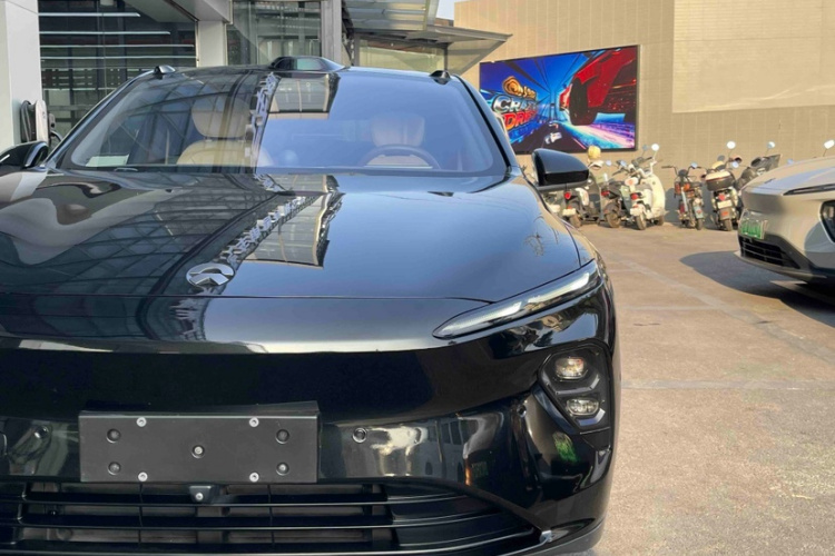 蔚来ET7 2022款 100kWh 首发版车身外观6001