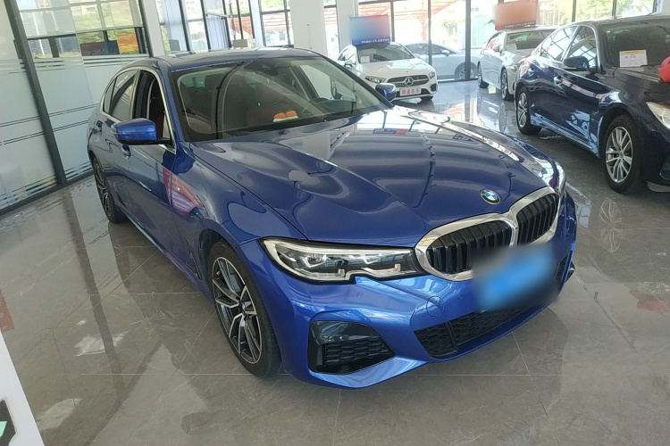 宝马3系 2022款 325Li M运动套装车身外观3