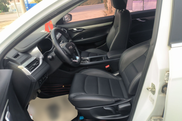 吉利汽车 帝豪 2019款 领军版 1.5L CVT向上互联型 国VI中控内饰19