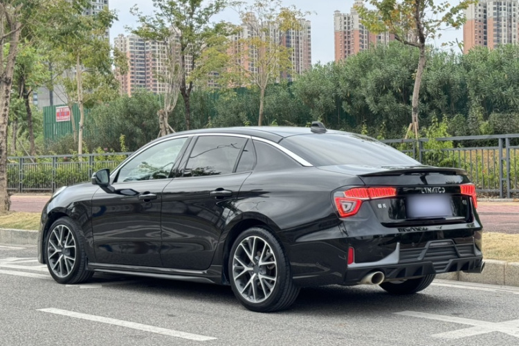 领克03 2022款 2.0TD DCT劲Pro车身外观6004