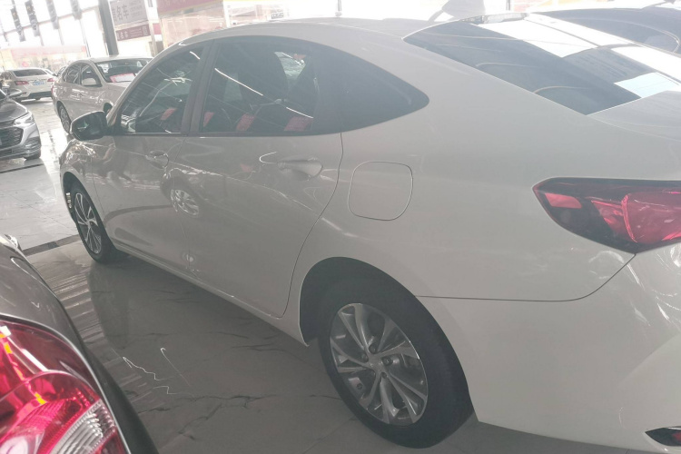 别克 威朗 2022款 Pro 532T 乐行版车身外观4