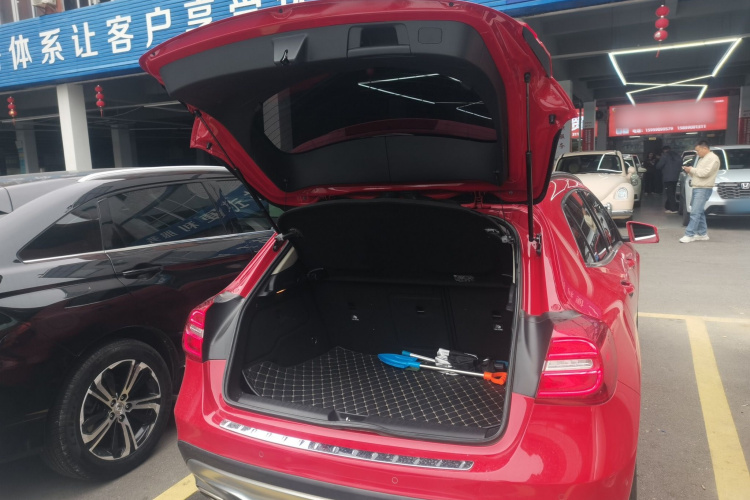 奔驰GLA 2016款 GLA 200 时尚型局部细节23