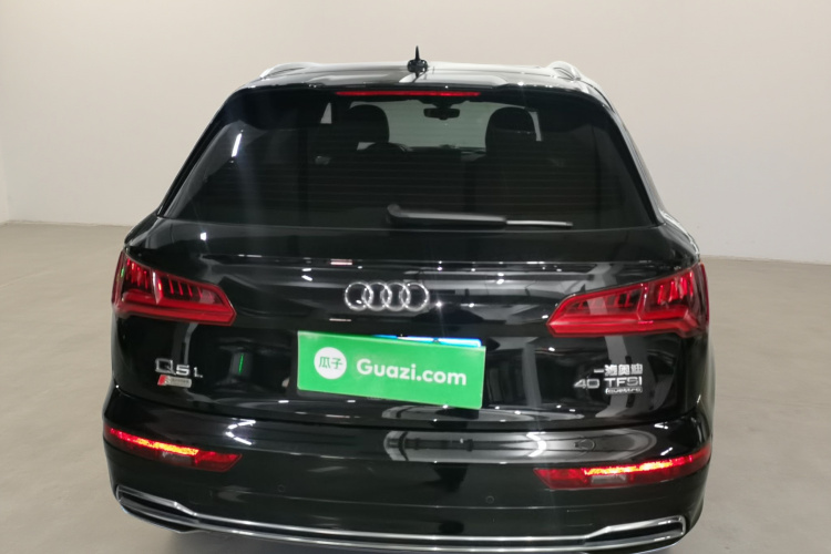 奥迪Q5L 2020款 改款 40 TFSI 荣享时尚型车身外观6