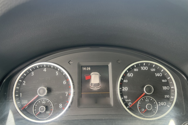 大众 途观 2016款 300TSI 自动两驱豪华版中控内饰7005