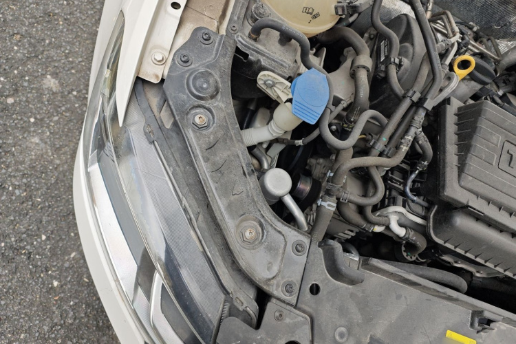 大众 朗行 2017款 180TSI DSG舒适版局部细节9006