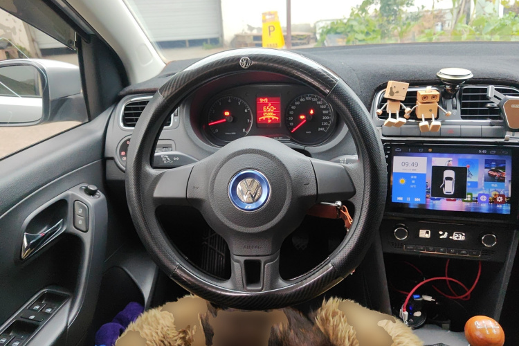 大众 Polo 2013款 1.6L 手动舒适版中控内饰13