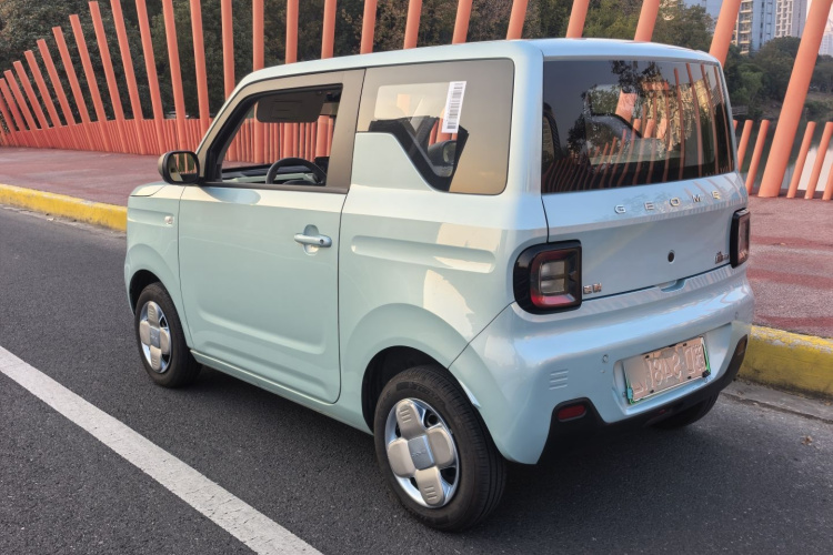 吉利银河 2024款 熊猫mini 200km 耐力熊车身外观6003