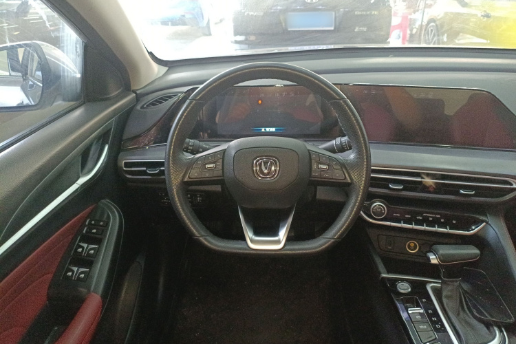 长安 逸动 2021款 PLUS 蓝鲸NE 1.4T GDI DCT旗舰型中控内饰13