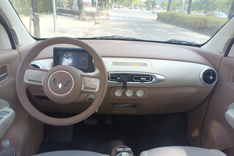 五菱汽车 宏光MINIEV 2025款 四门版 进阶款中控内饰7002