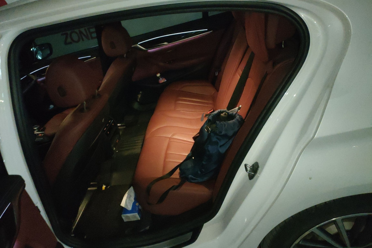 宝马5系 2020款 530Li xDrive M运动套装中控内饰21