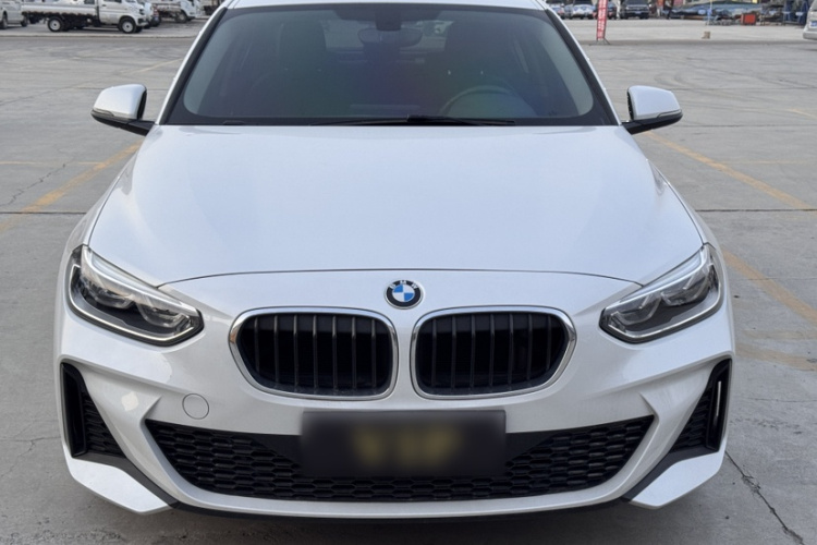 宝马1系 2020款 120i M运动套装车身外观6003