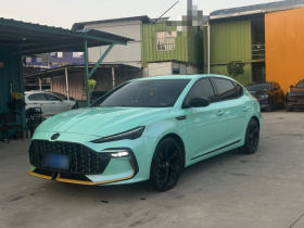 名爵 MG6 2021款 Pro 1.5T 自动Trophy旗舰版