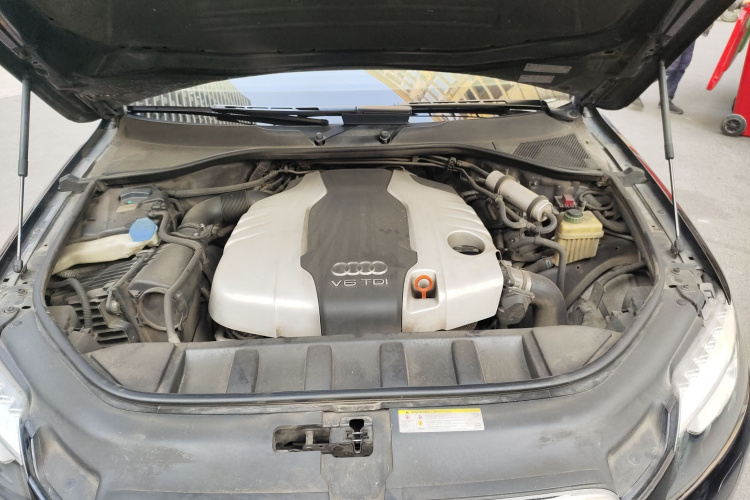 奥迪Q7 2012款 3.0 TDI 领先型局部细节24