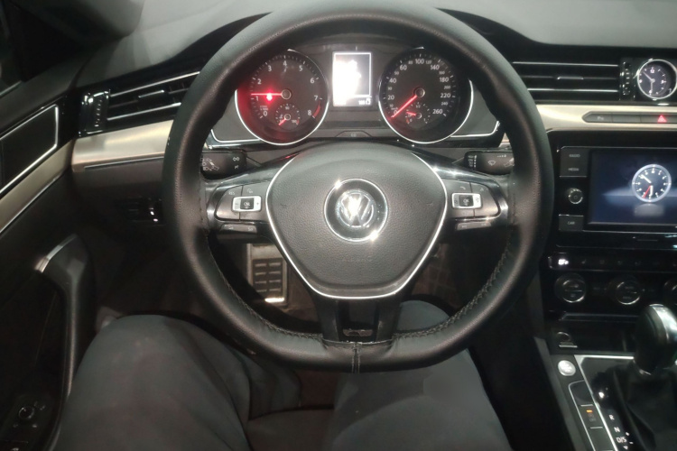 一汽-大众CC 2019款 330TSI 华颜版 国VI中控内饰13