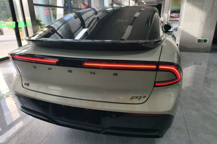 小鹏P7+ 2024款 超长续航 Max车身外观6