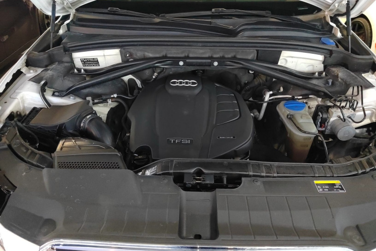 奥迪Q5 2017款 Plus 40 TFSI 舒适型机舱底盘24