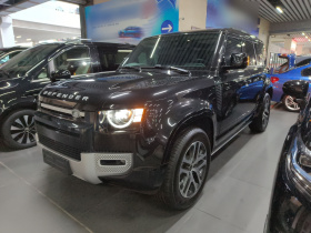 路虎卫士 2024款 110 3.0T P400 X-DYNAMIC HSE