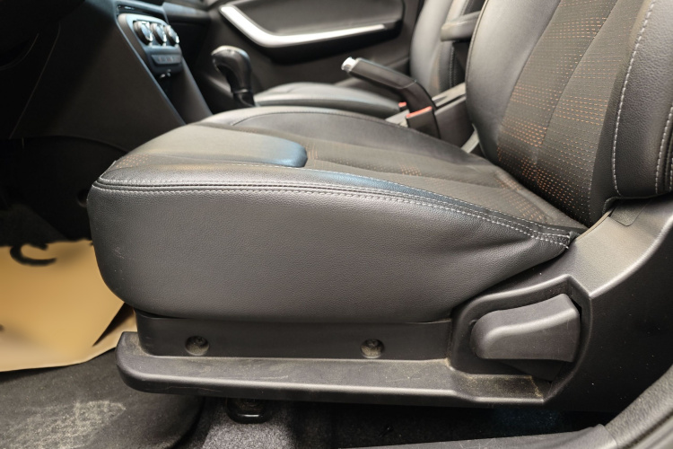 奇瑞 瑞虎3X 2020款 质享版 1.5L CVT豪华版中控内饰7012