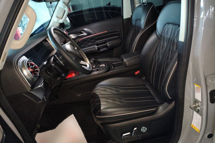 坦克300 2021款 越野版 2.0T 挑战者局部细节19