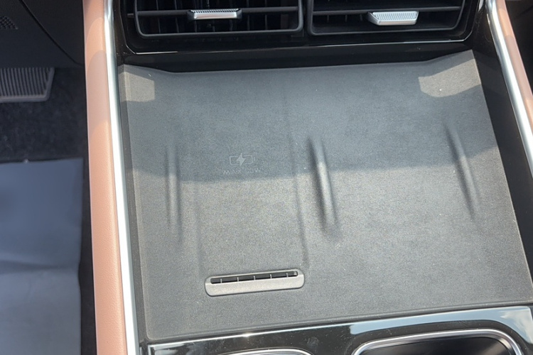 奇瑞 瑞虎8 L 2024款 2.0T 两驱尊贵版 5座中控内饰7002