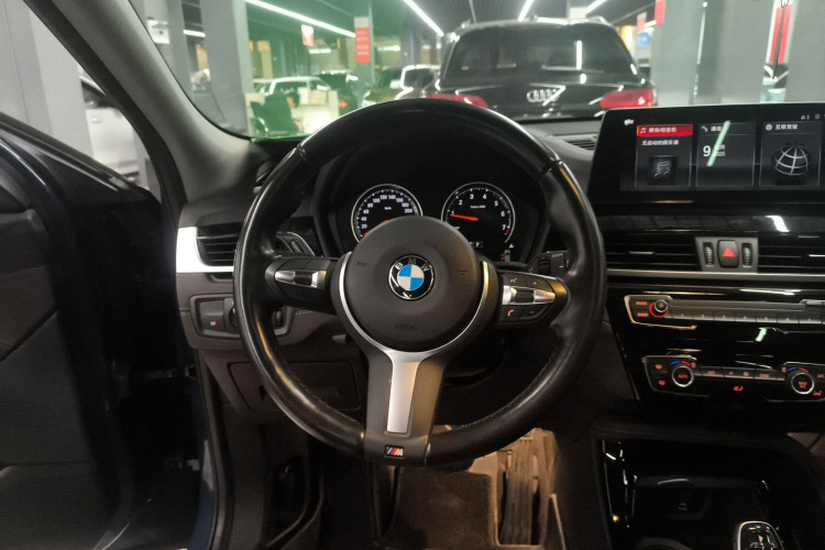 宝马X2 2021款 sDrive25i M越野套装局部细节13