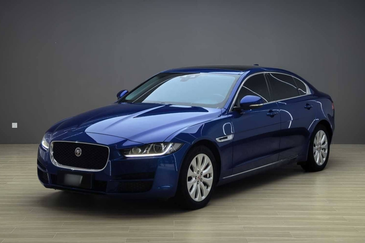 捷豹XEL 2019款 2.0T 200PS 精英版车身外观1