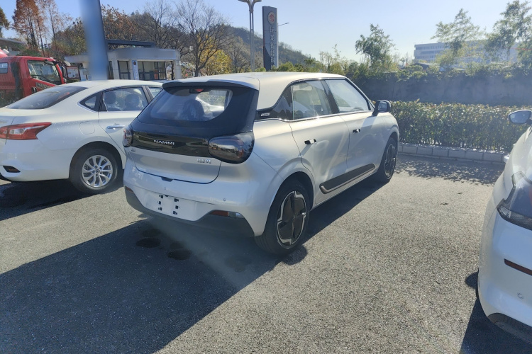 东风纳米 纳米01 2024款 330 Air车身外观6004