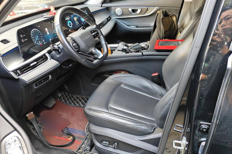 奇瑞 瑞虎8 PRO 2022款 390T 两驱天穹版 5座局部细节19