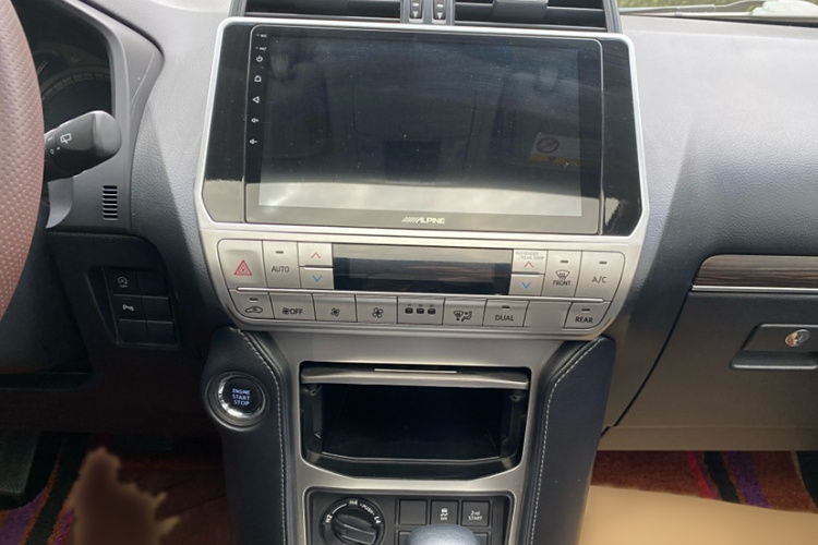 丰田 普拉多 2019款 3.5L 自动TX-L尊享版中控内饰7004