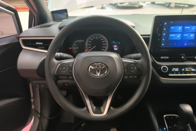 丰田 雷凌 2021款 双擎 1.8H E-CVT豪华版局部细节13