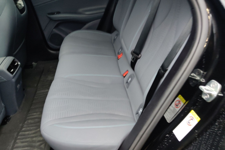 比亚迪 海豹06GT 2025款 605热浪版中控内饰21