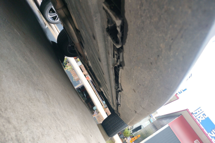 奔驰GLC 2017款 GLC 200 4MATIC局部细节9002