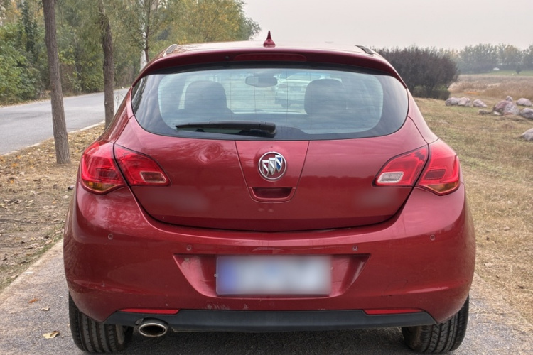 别克 英朗 2013款 XT 1.6T 自动时尚运动版局部细节23