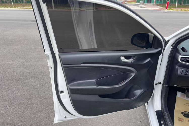 现代 瑞纳 2020款 1.4L 手动GL焕新版中控内饰7007