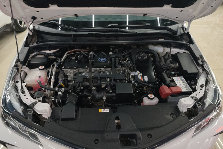 丰田 卡罗拉 2021款 双擎 1.8L E-CVT精英版机舱底盘24