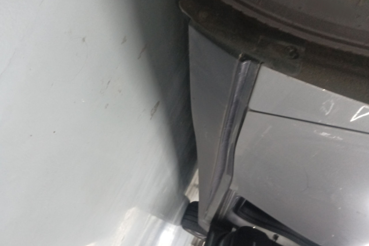 小鹏P7 2022款 625E局部细节9001