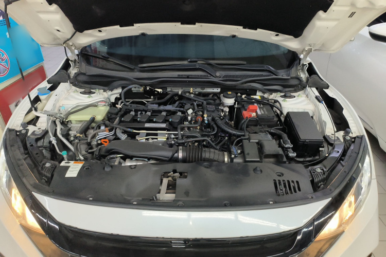 本田 思域 2019款 220TURBO CVT燃动版 国VI机舱底盘24