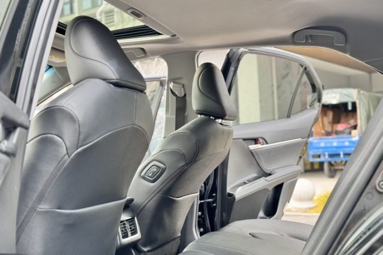 丰田 凯美瑞 2021款 2.0G 豪华版中控内饰7004